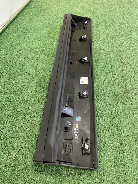 Накладка двери задней левой Changan Uni-K CD569F2709061500