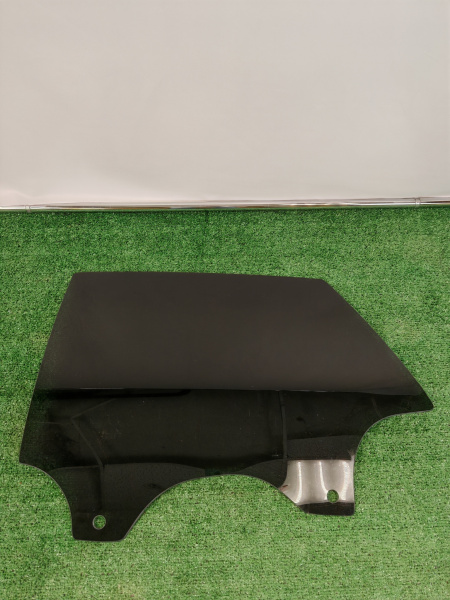 Стекло двери задней левой Zeekr 001