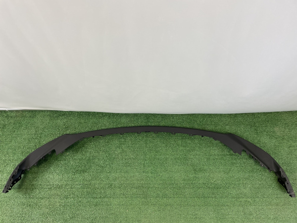 Спойлер переднего бампера верхний Geely Coolray 6010084800