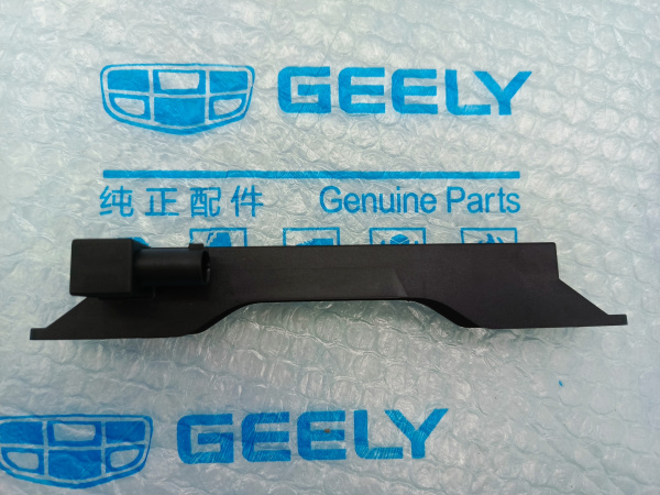 Антенна в решетку Geely Monjaro