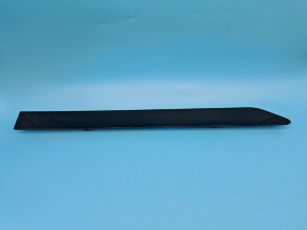 Молдинг накладки двери задней П Zeekr 001 8894221801B03