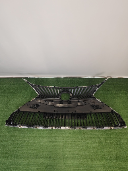 Решетка радиатора Lexus ES 5310133690