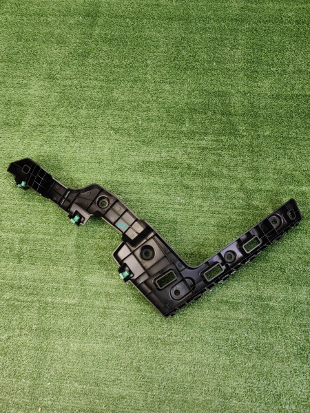 Кронштейн заднего бампера правый Zeekr 001 рестайлинг 8893645659