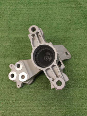 Подушка двигателя левая Chery Arrizo 8 206000386AA