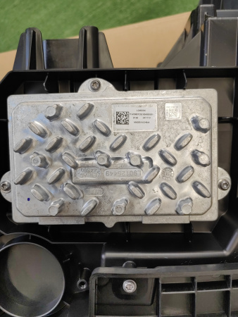 Фара правая Exeed LX 605000608AA
