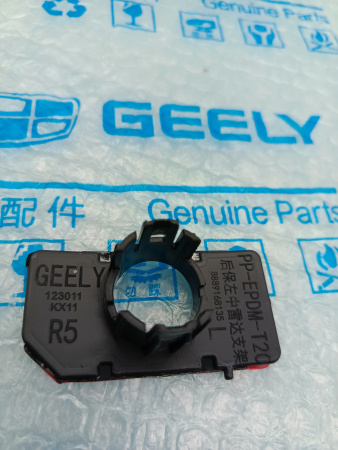 Кронштейн парктроника задний Geely Monjaro