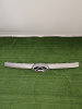 Молдинг решетки радиатора центральный Chery Arrizo 8 602003562AA