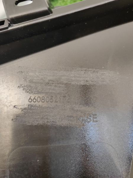 Решетка переднего бампера Zeekr 001 рестайлинг 6608052176B03