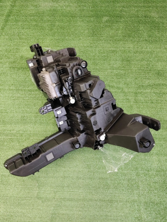 Фара правая Exeed RX 605000711AA