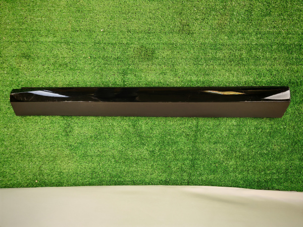 Накладка двери передней правой Voyah Free 500603001