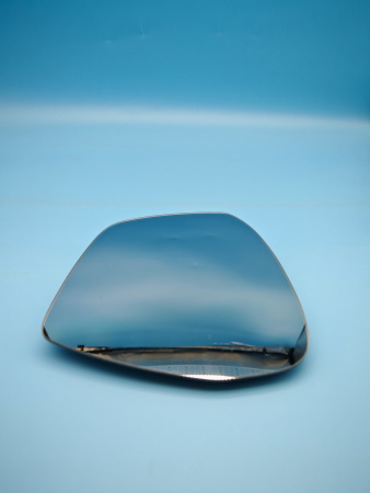 Зеркальный элемент левый Geely Coolray