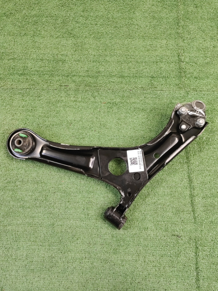 Рычаг передний правый нижний Chery Tiggo 7 Pro Max 202000471AA