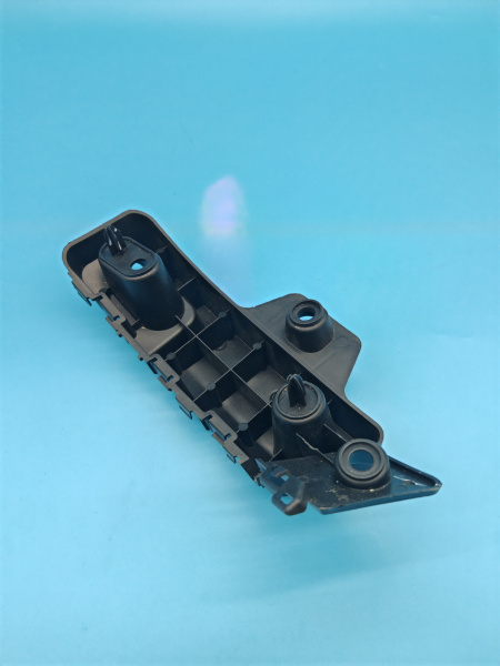 Кронштейн заднего бампера Zeekr 001 6600190824