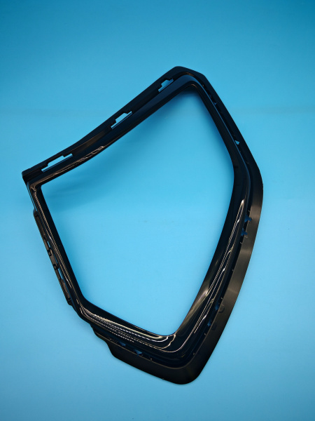 Накладка фары правой Omoda C5 602002159AA