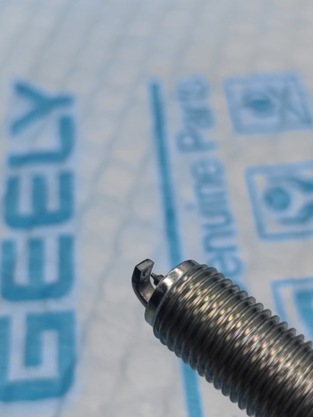 Свеча зажигания Geely Monjaro Tugella 2036014400