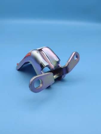 Петля двери передней правой верхняя Haval F7X 6106200XKR02A