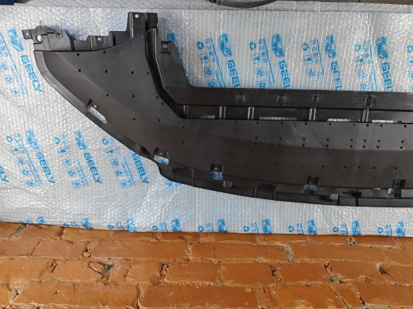 Накладка бампера нижняя Geely Monjaro 6010178000