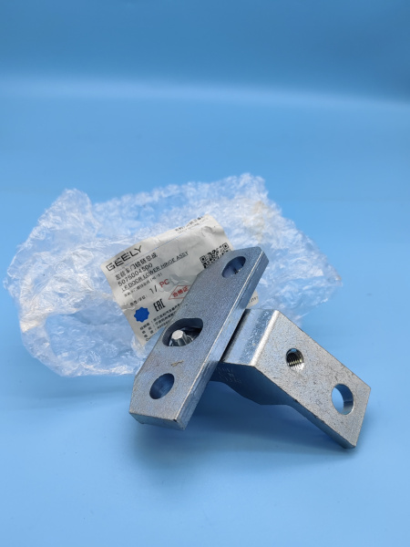 Петля двери передней левой нижняя Geely Atlas Pro 5075004500