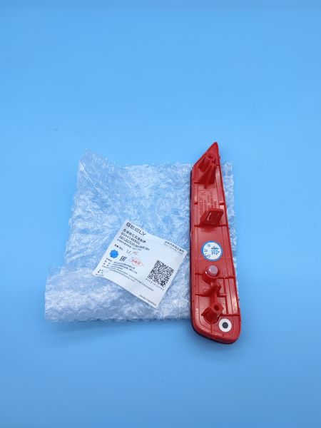 Катафот задний правый Geely Coolray рестайлинг 6044146800