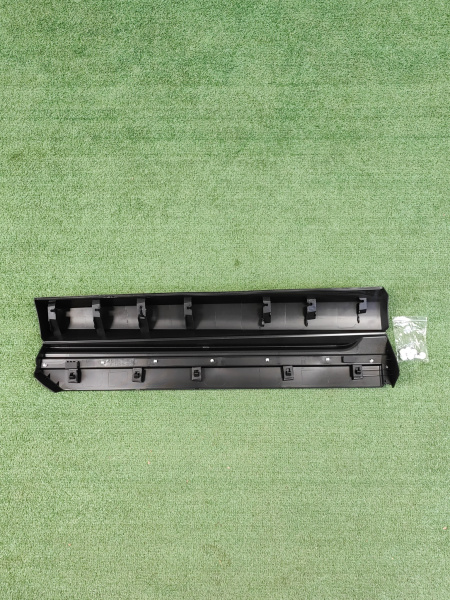 Молдинг двери задней правой Lexus RX 7507548140