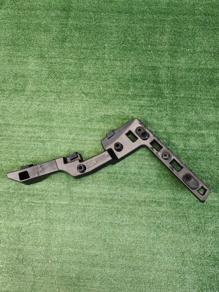 Кронштейн заднего бампера правый Zeekr 001 рестайлинг 8893645659