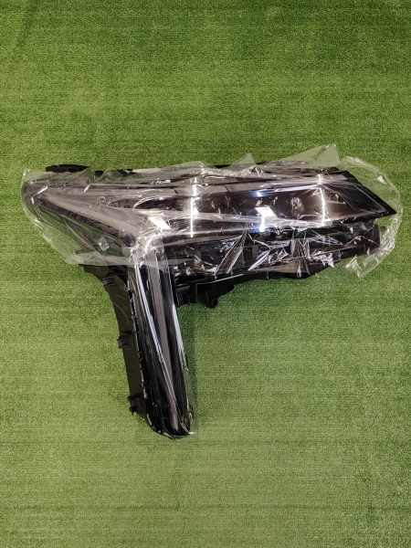 Фара правая Exeed RX 605000711AA