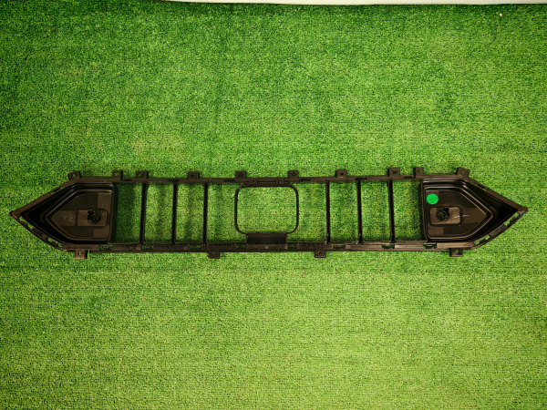 Решетка переднего бампера Voyah Free 280304010