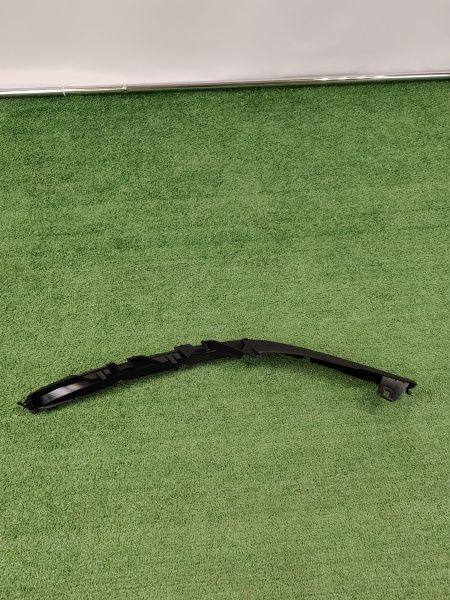 Накладка спойлера переднего левая Lexus RX 5243848040