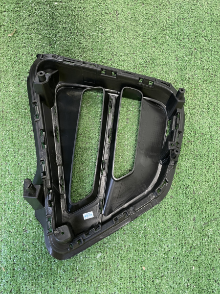 Решетка птф передняя левая Chery Tiggo 4 Pro 602001264AA