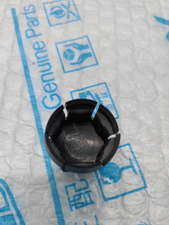 Колпачок болта Geely 4024038700
