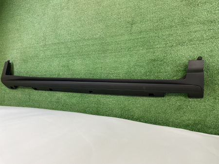 Накладка порога правого в сборе Geely Coolray 6073055800