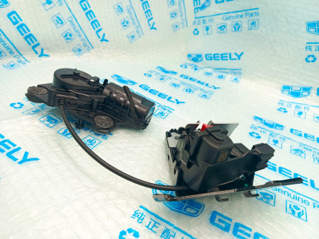 Замок крышки багажника Geely Monjaro