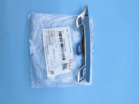 Молдинг ПТФ левой передней средний Chery Tiggo 8 Pro 602001618AA