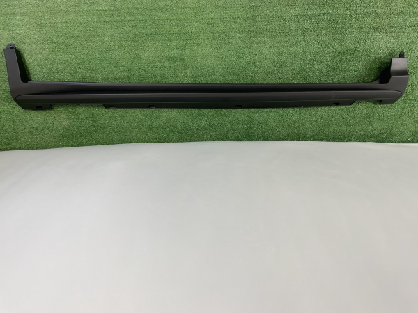 Накладка порога правого в сборе Geely Coolray 6073055800